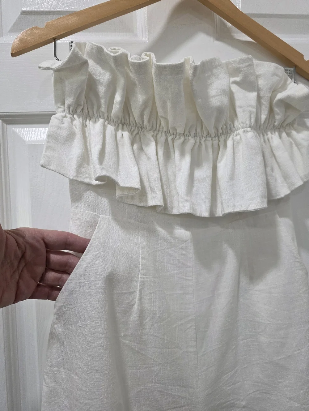 Princess Polly Hunter Mae Strapless Ruched Frill Playsuit Romper White Size 4 - Picture 7 of 16